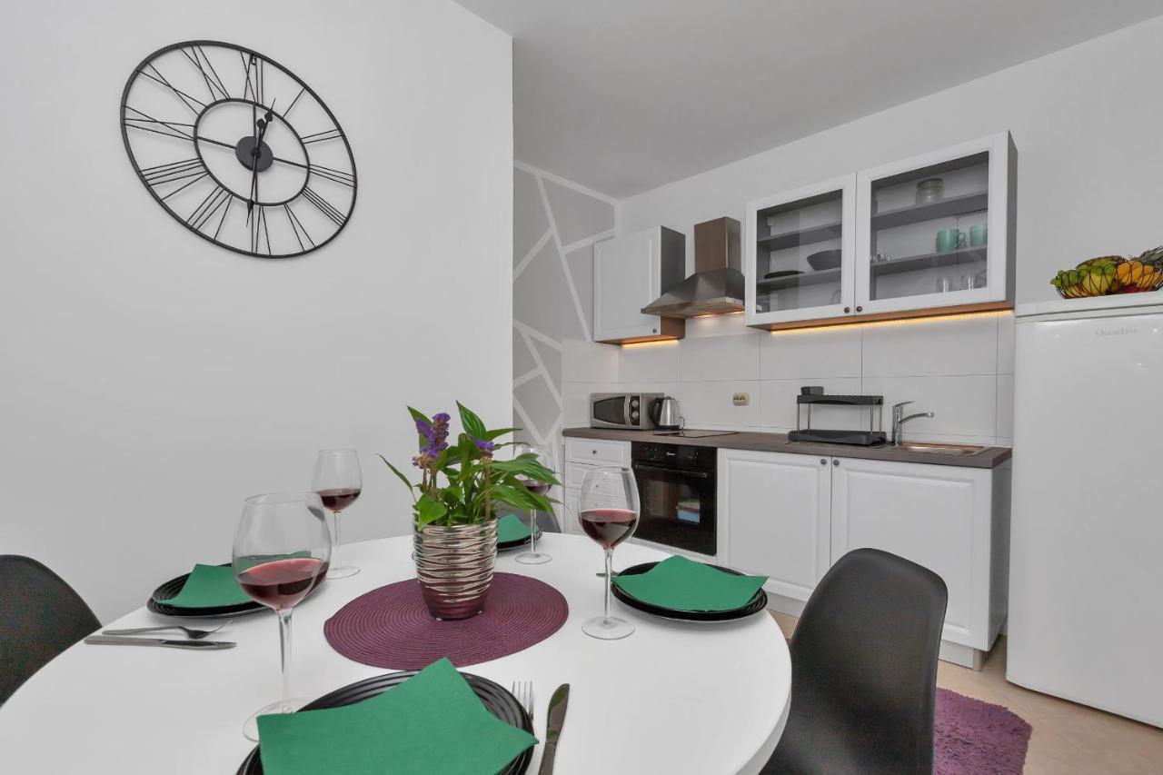 Apartmani Luna 巴什卡沃达 外观 照片