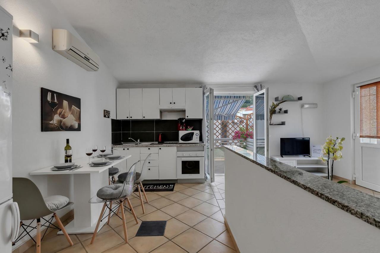 Apartmani Luna 巴什卡沃达 外观 照片