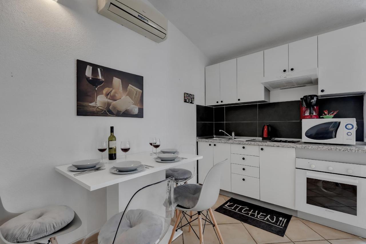Apartmani Luna 巴什卡沃达 外观 照片
